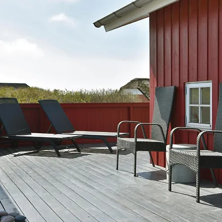 3 Bedroom Awesome In Hvide Sande Holiday home Norre Lyngvig