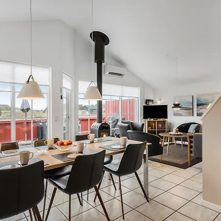 3 Bedroom Gorgeous In Feriehus
