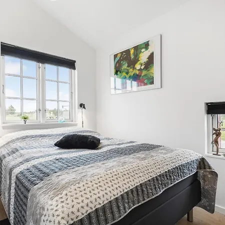3 Bedroom Awesome In Hvide Sande Holiday home Norre Lyngvig